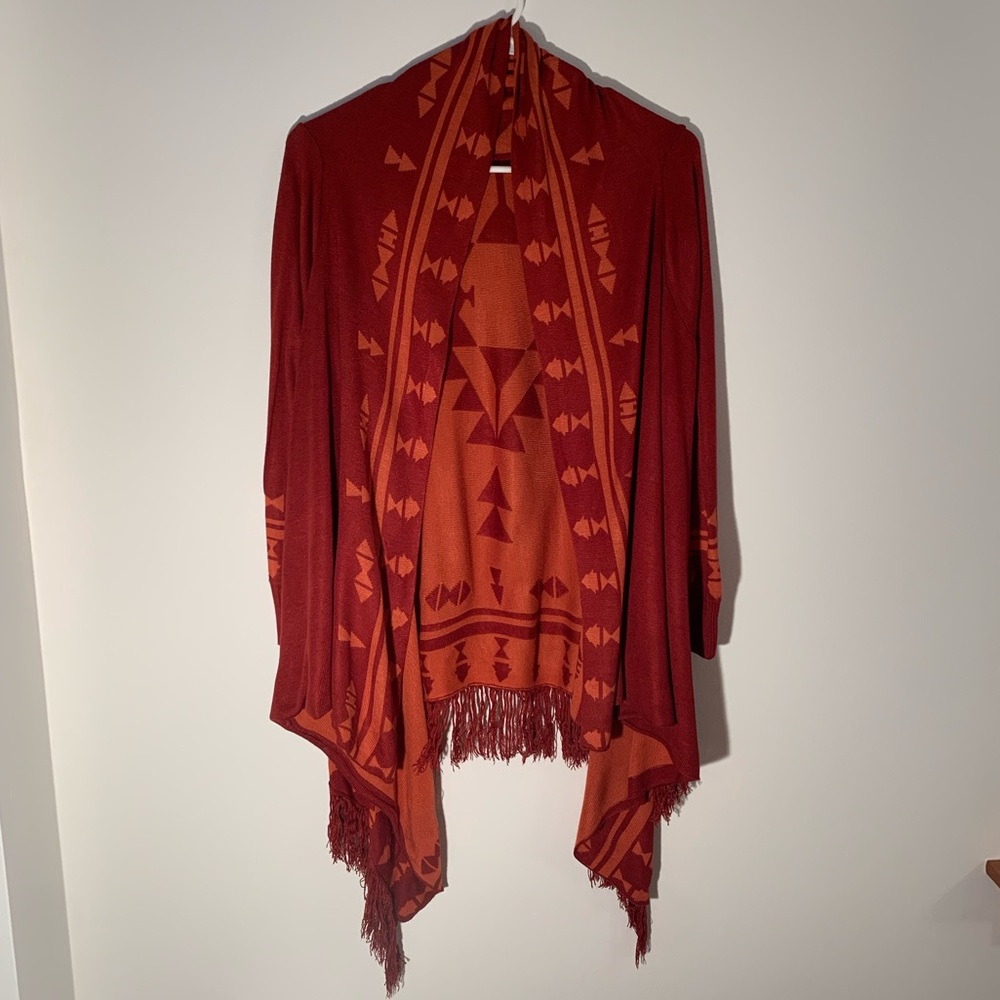 Energe World Wear Cardigan Sweater. Women’s Size L. 100% Rayon.